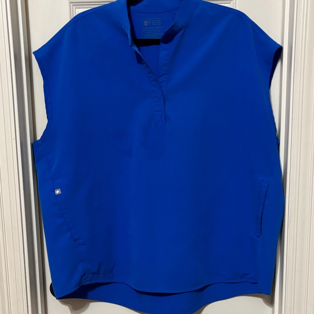 Figs Women's royal blue scrub top